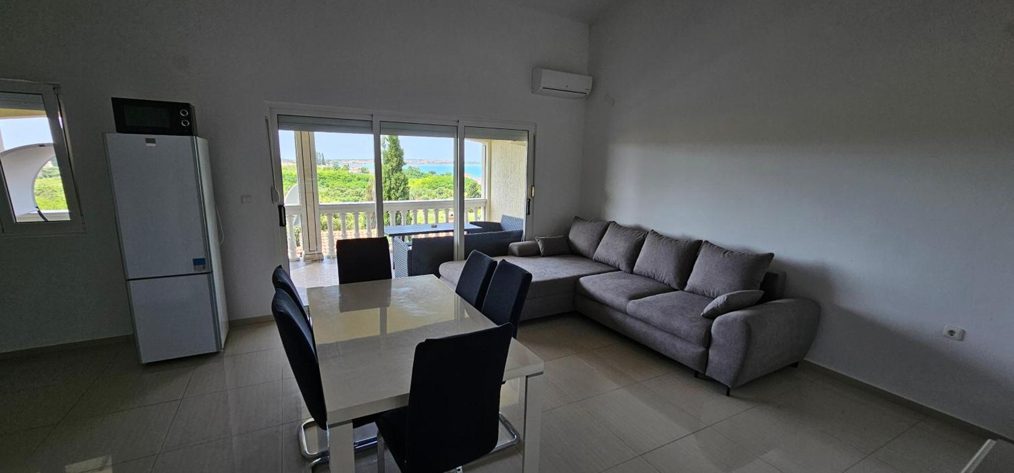 נין Elizabeta Apartments מראה חיצוני תמונה