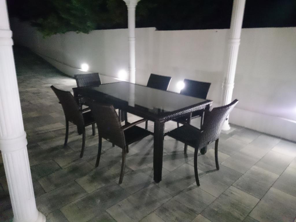 נין Elizabeta Apartments מראה חיצוני תמונה
